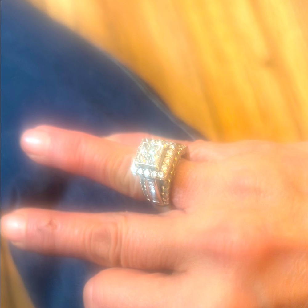 Elegant 3Ct Princess cut with receipts